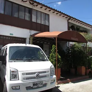 Casa De Huespedes Shalom Victoria Pensión